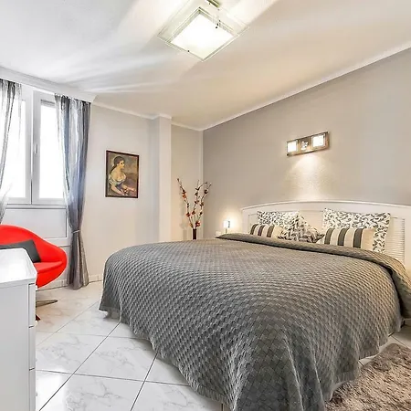 Parque Santiago 2 Penthouse Apartment